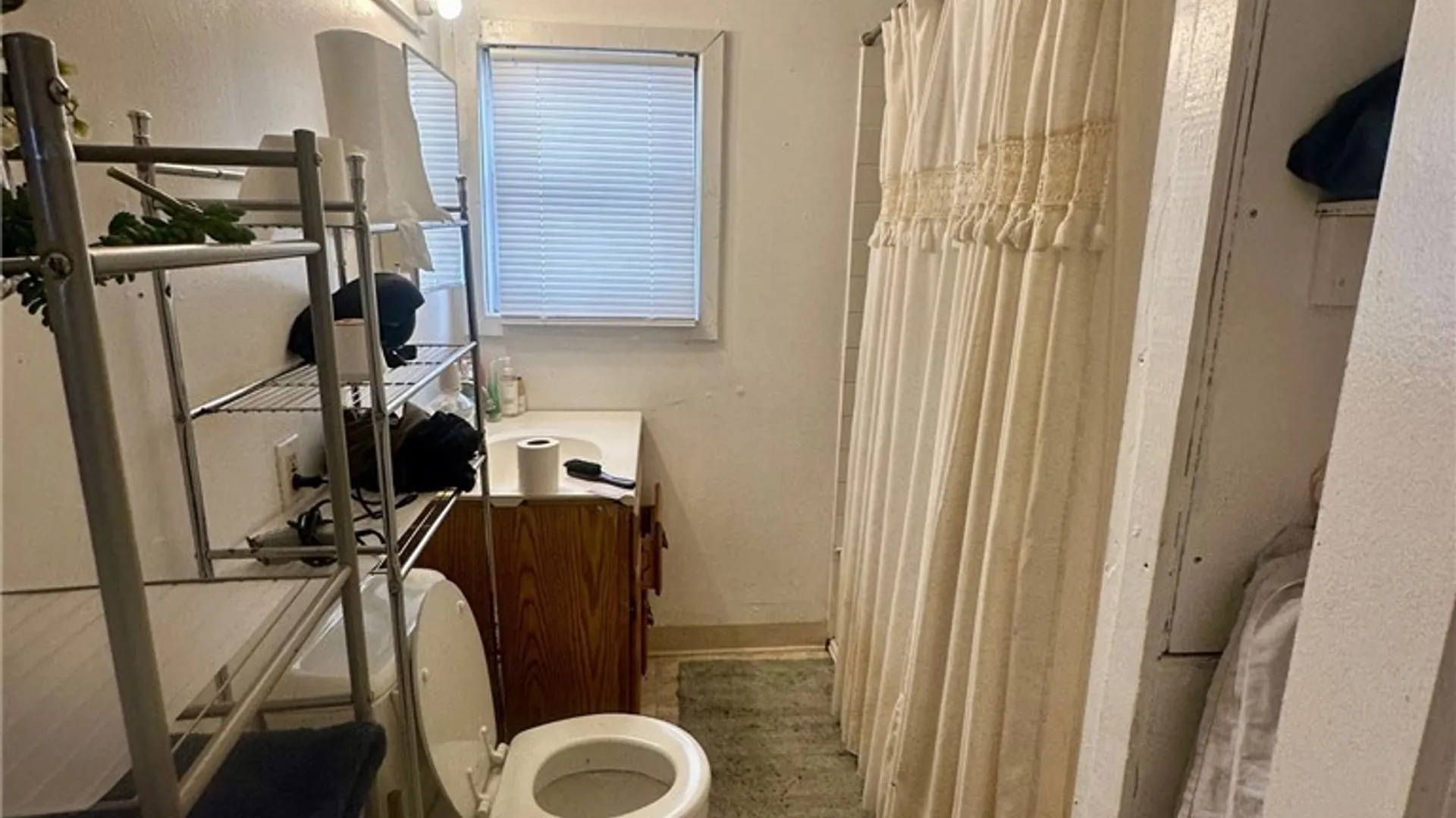 Property at 136 Lakeview Avenue, Syracuse, NY 13204 8