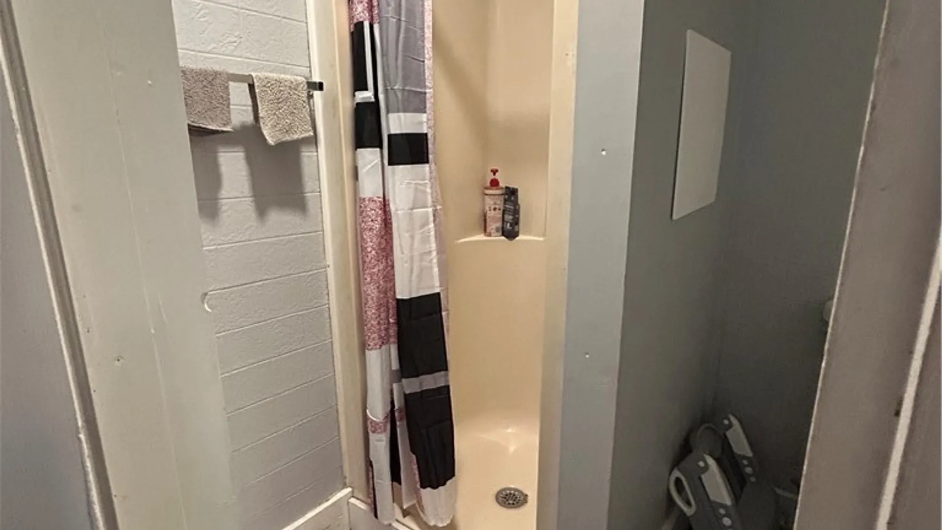 Property at 419 Richmond Avenue, Syracuse, NY 13204 6