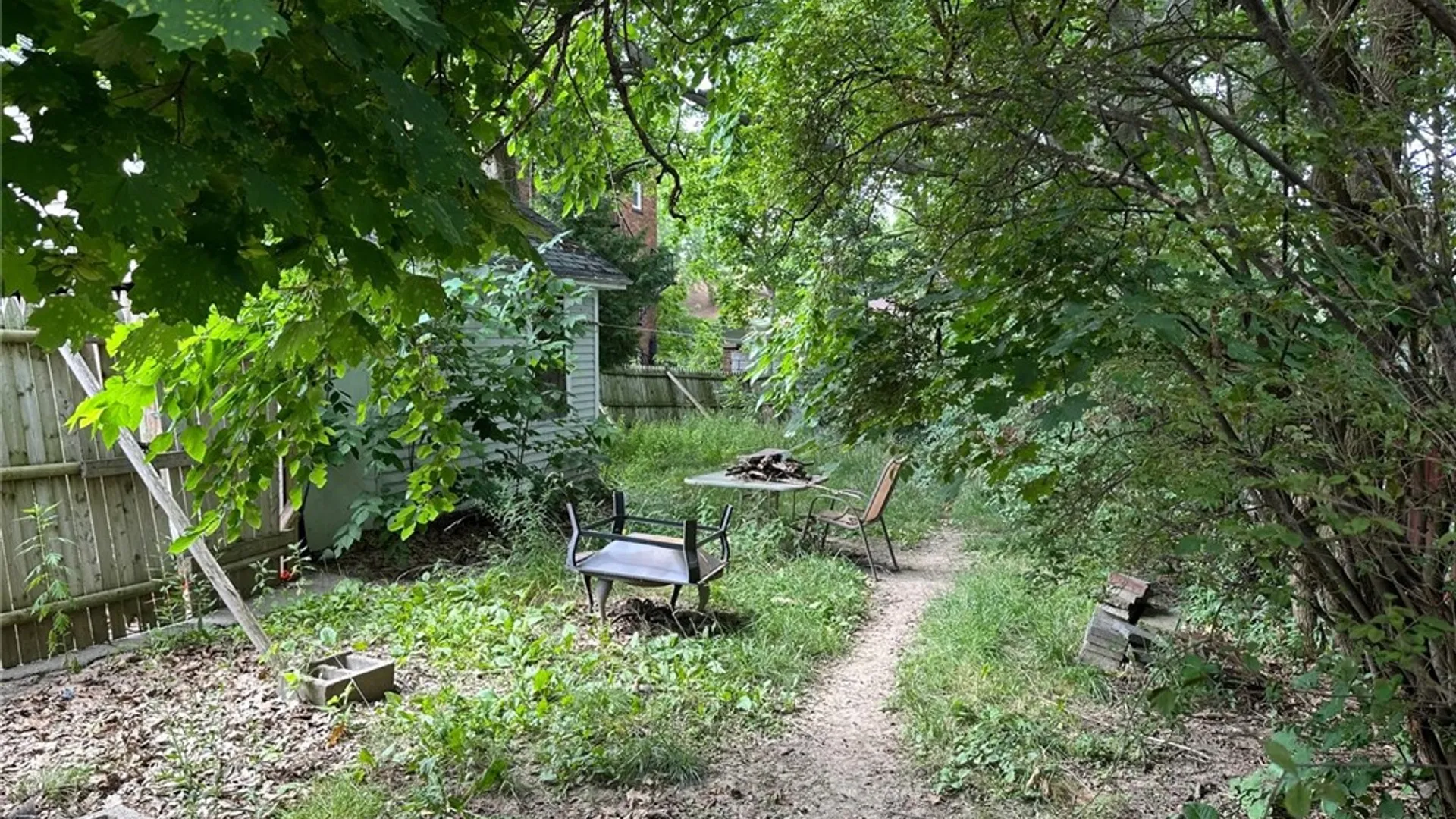 Property at 256 Augustine Street, Rochester, NY 14613 12