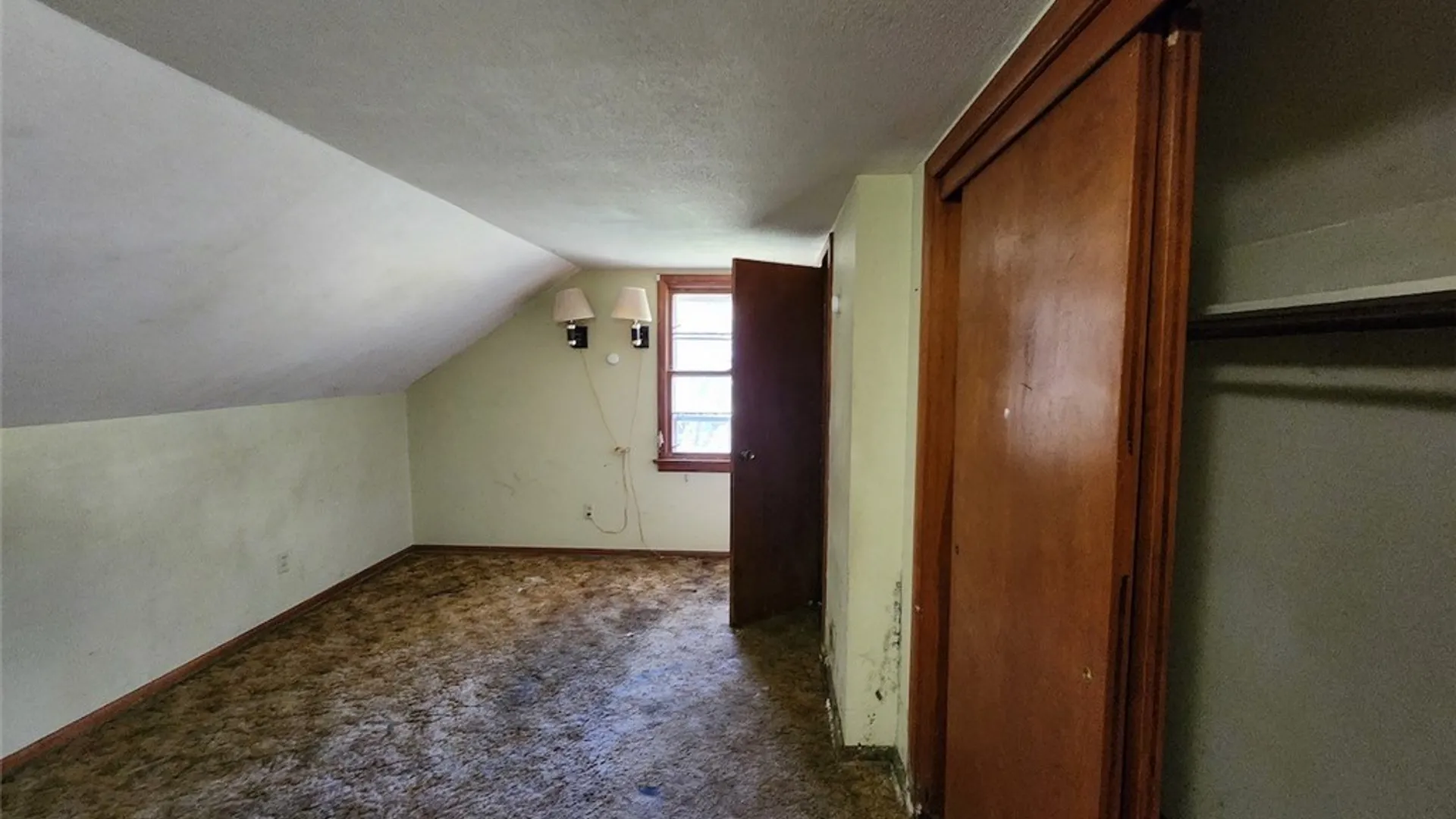 Property at 144 Oakdale Drive, Syracuse, NY 13207 12
