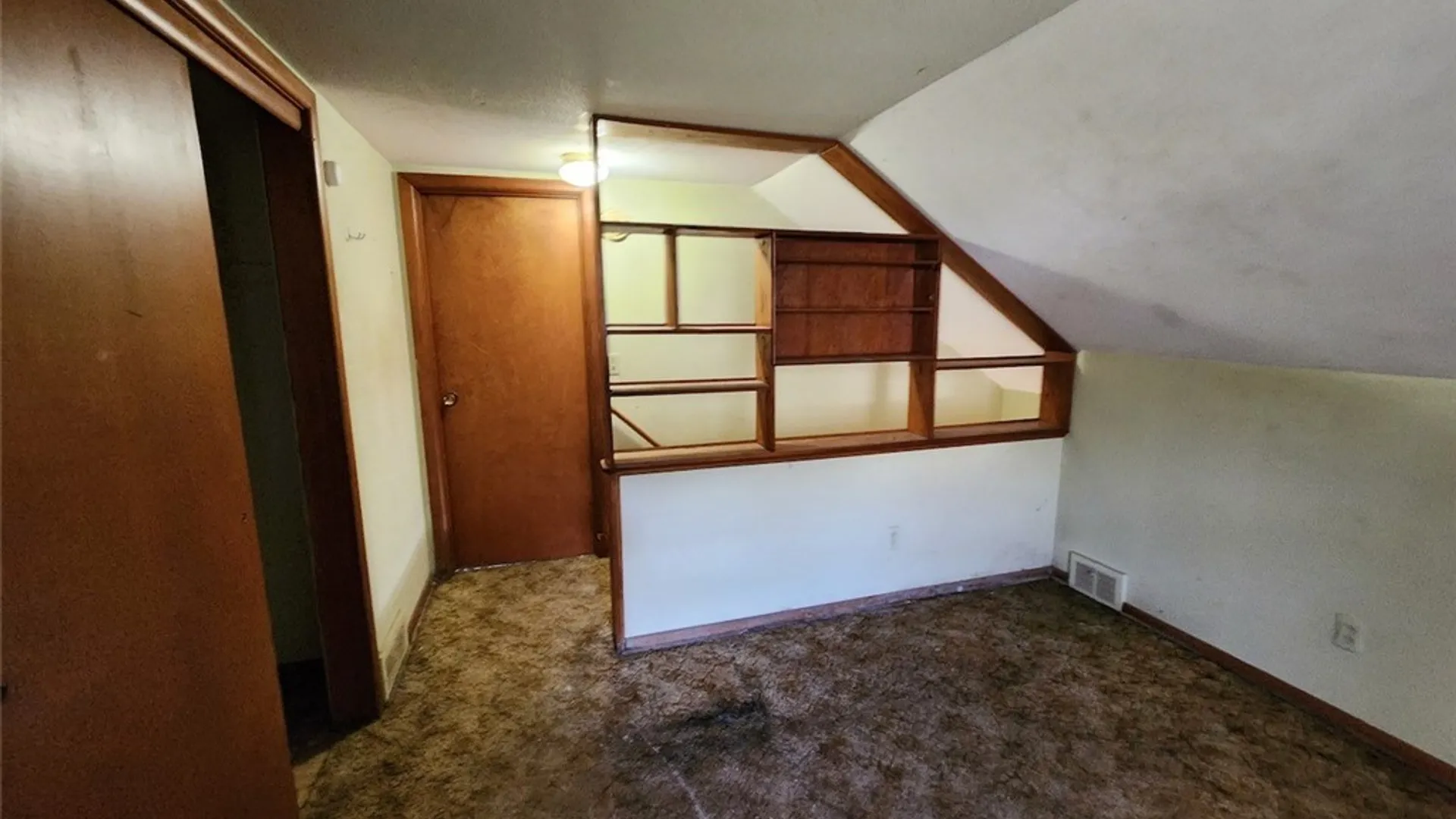 Property at 144 Oakdale Drive, Syracuse, NY 13207 14