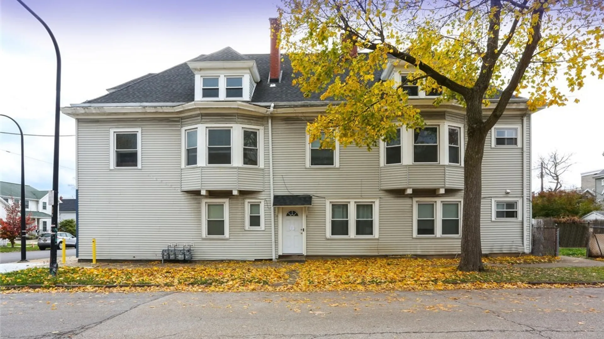 Property at 308 Virginia Street, Buffalo, NY 14201 3