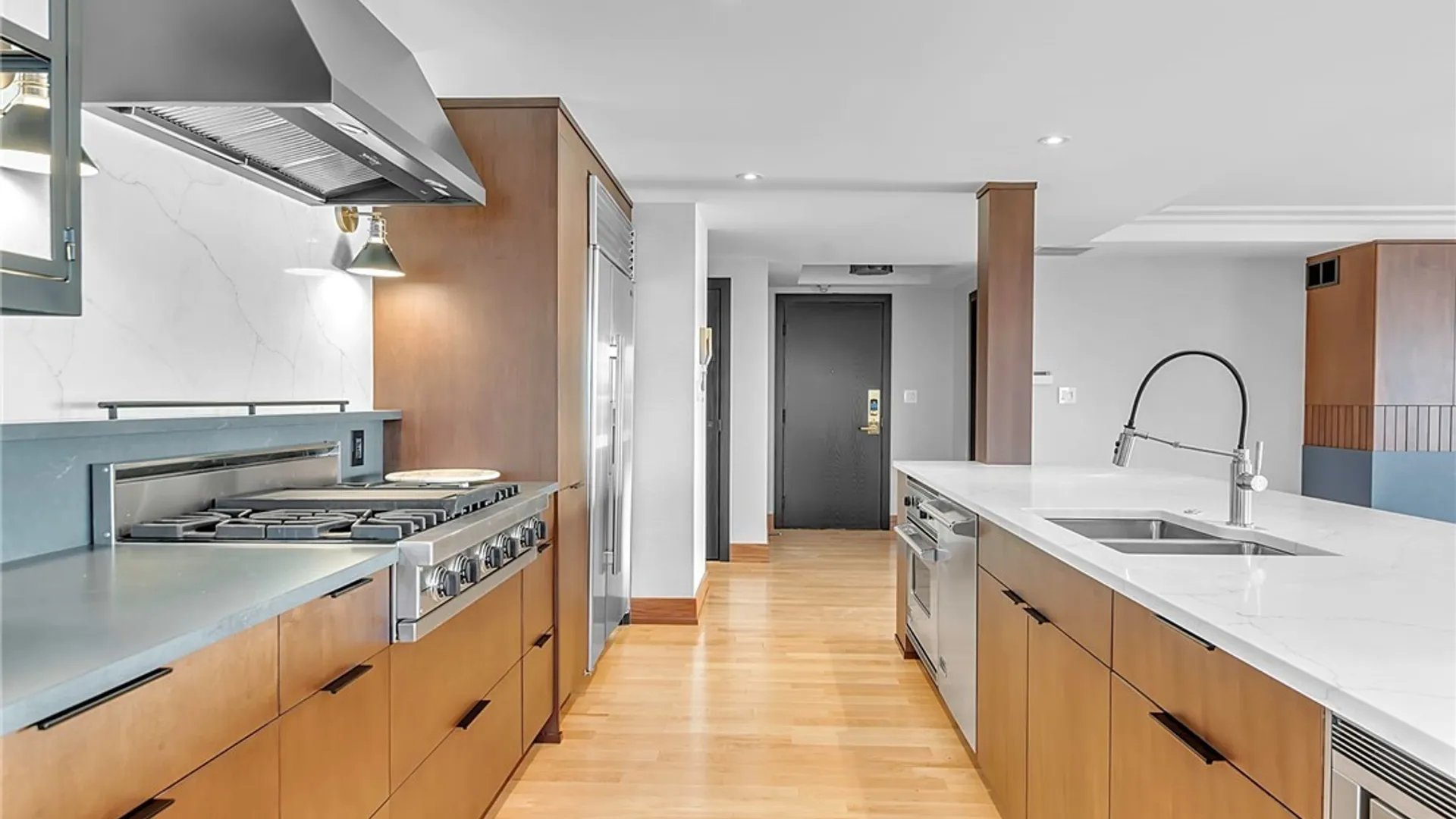 Property at 40 Waterfront Circle, Buffalo, NY 14202 11