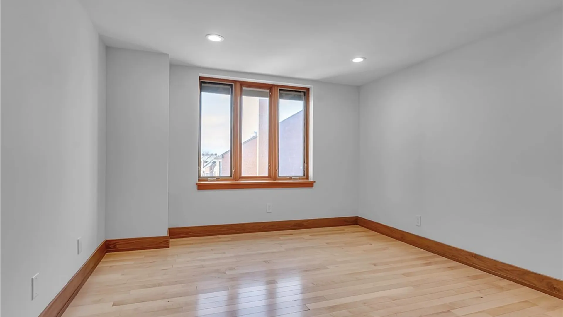 Property at 40 Waterfront Circle, Buffalo, NY 14202 18