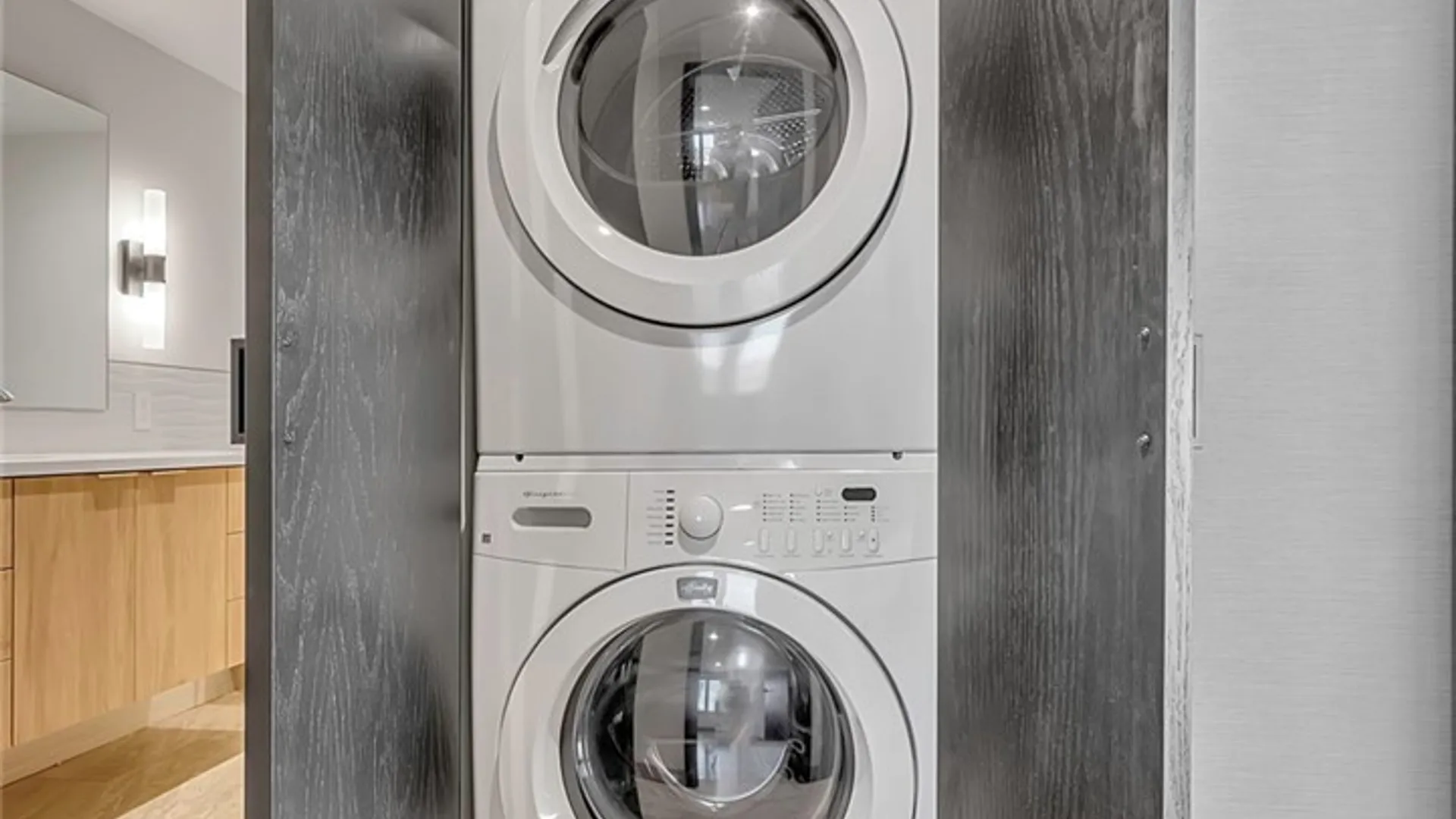 Property at 40 Waterfront Circle, Buffalo, NY 14202 19