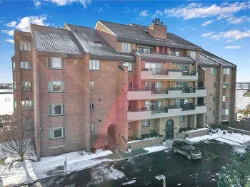 Property at 40 Waterfront Circle, Buffalo, NY 14202
