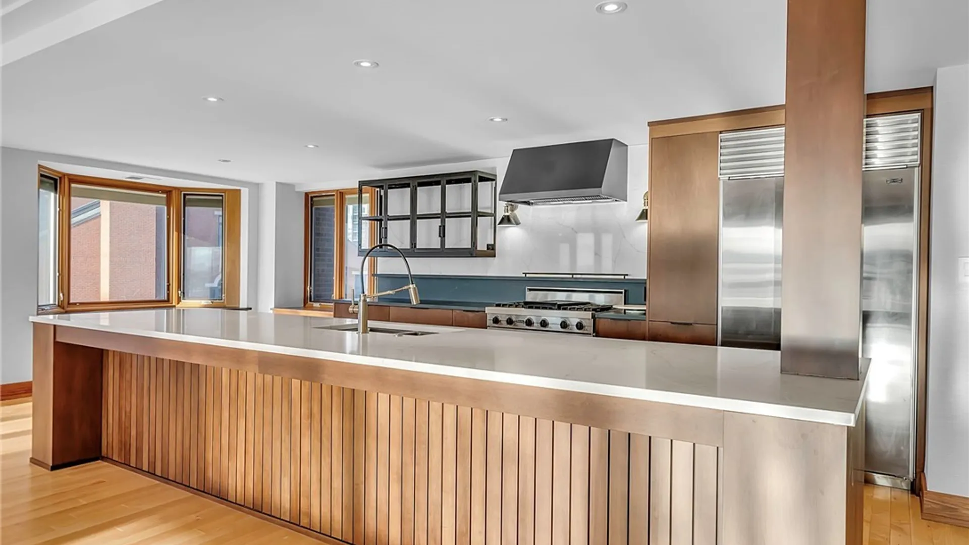 Property at 40 Waterfront Circle, Buffalo, NY 14202 8