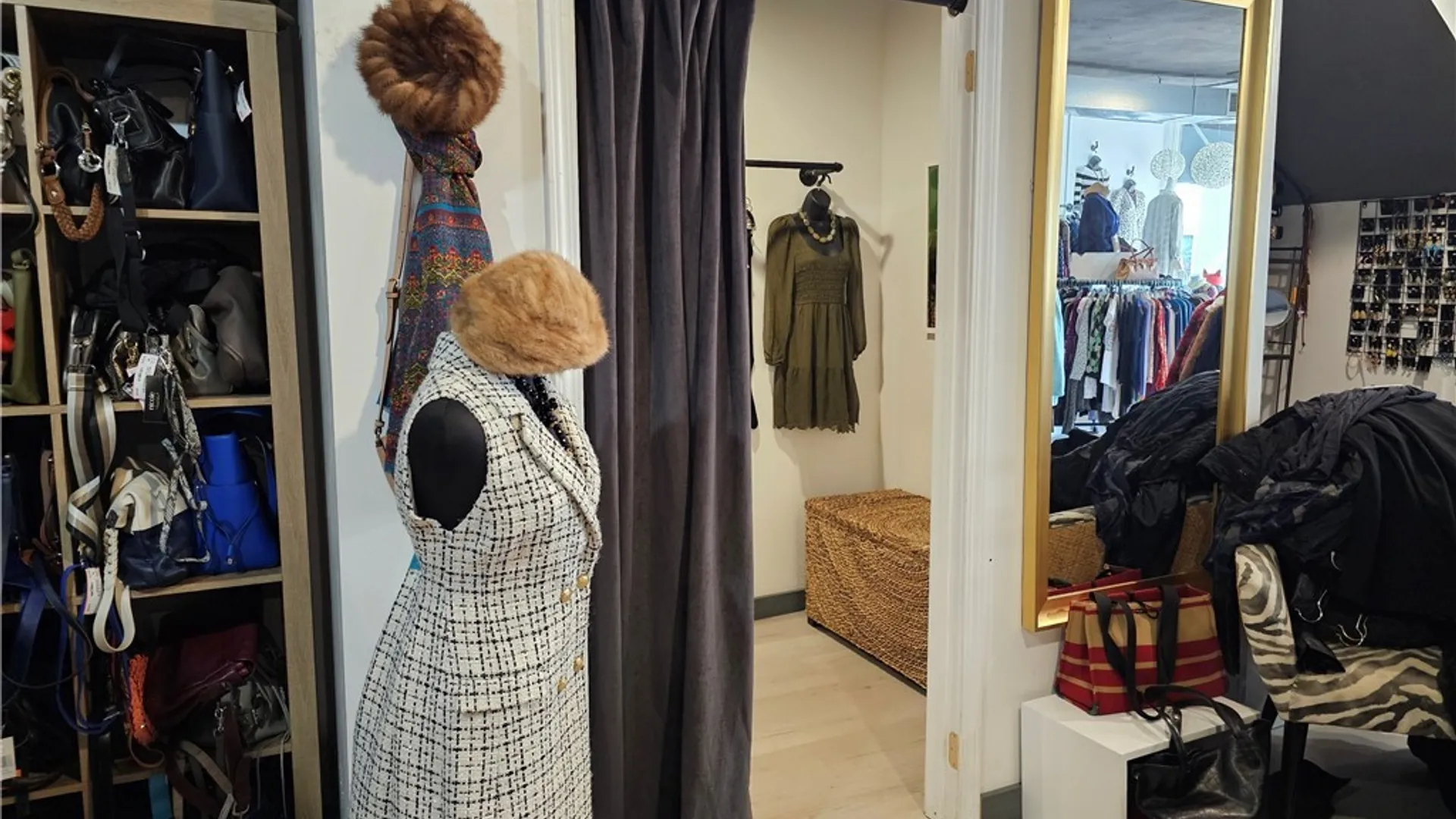 Property at 100 Brooklea Drive, Manlius, NY 13066 20