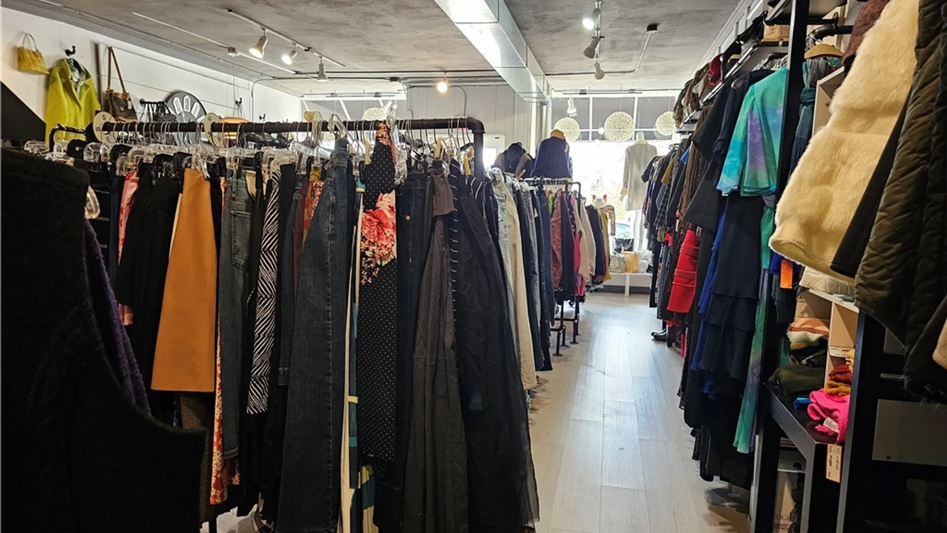 Property at 100 Brooklea Drive, Manlius, NY 13066 22