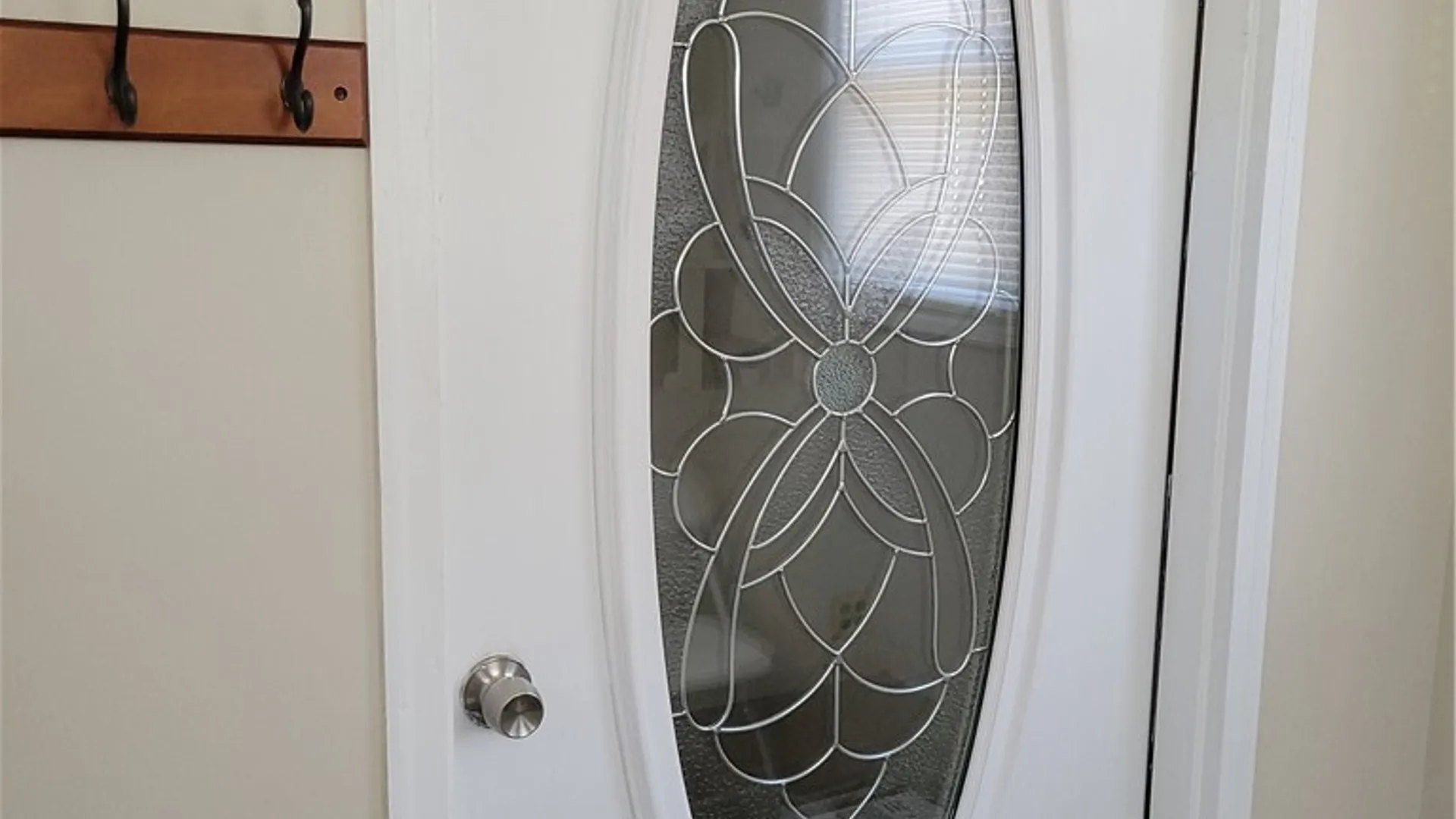 Property at 2711 Orleans Avenue, Niagara Falls, NY 14303 6