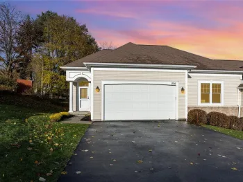 Property at 506 Audubon Trail, Irondequoit, NY 14622