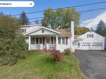 Property at 11 Parkside Ct, New Hartford, NY 13417