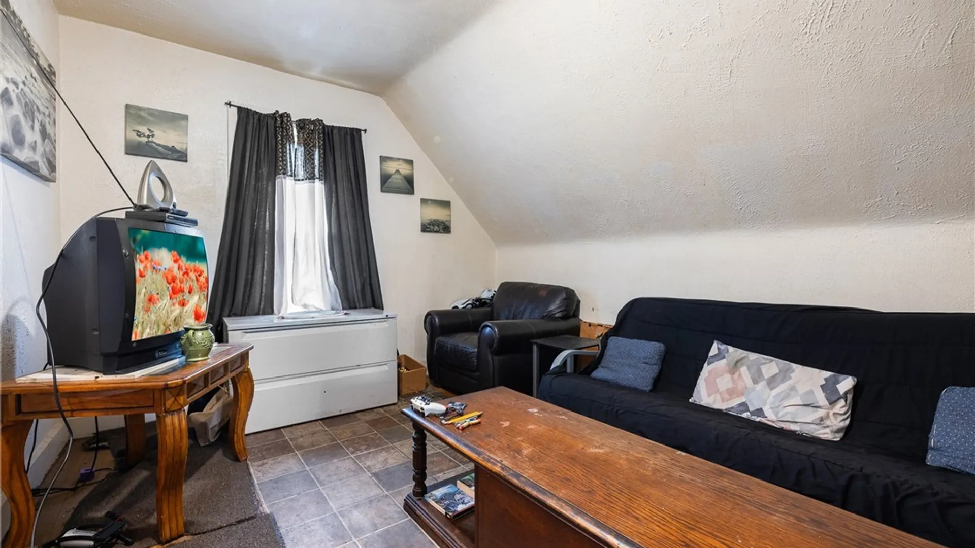 Property at 24 Persia Street, Buffalo, NY 14211 14