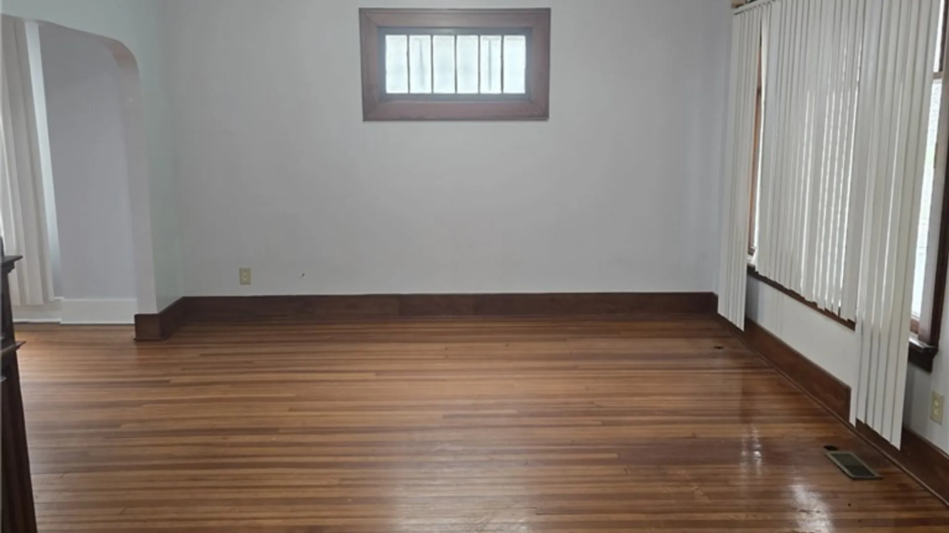 Property at 2225 South Avenue, Niagara Falls, NY 14305 3