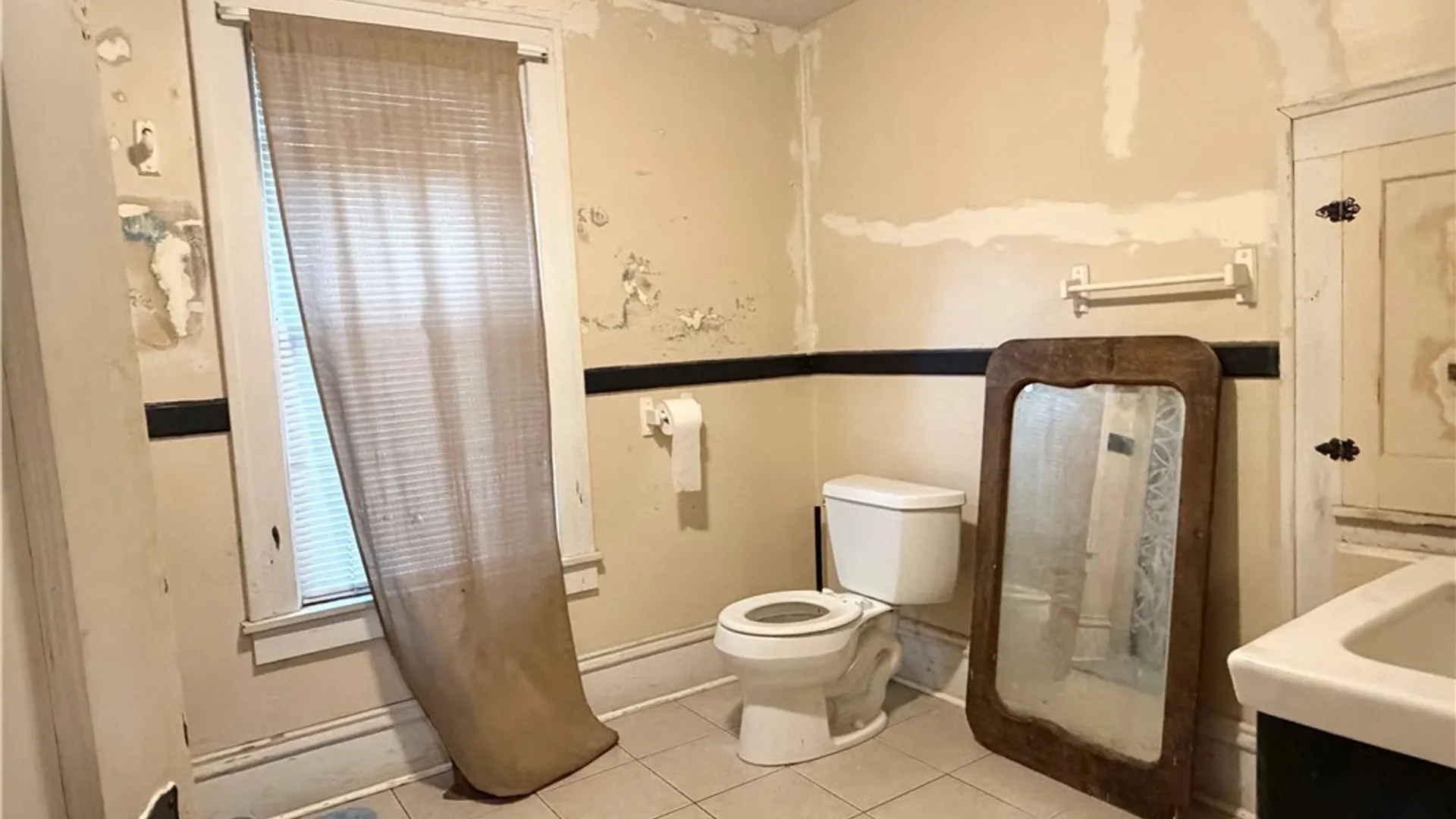 Property at 19 Hammond Street, Jamestown, NY 14701 18