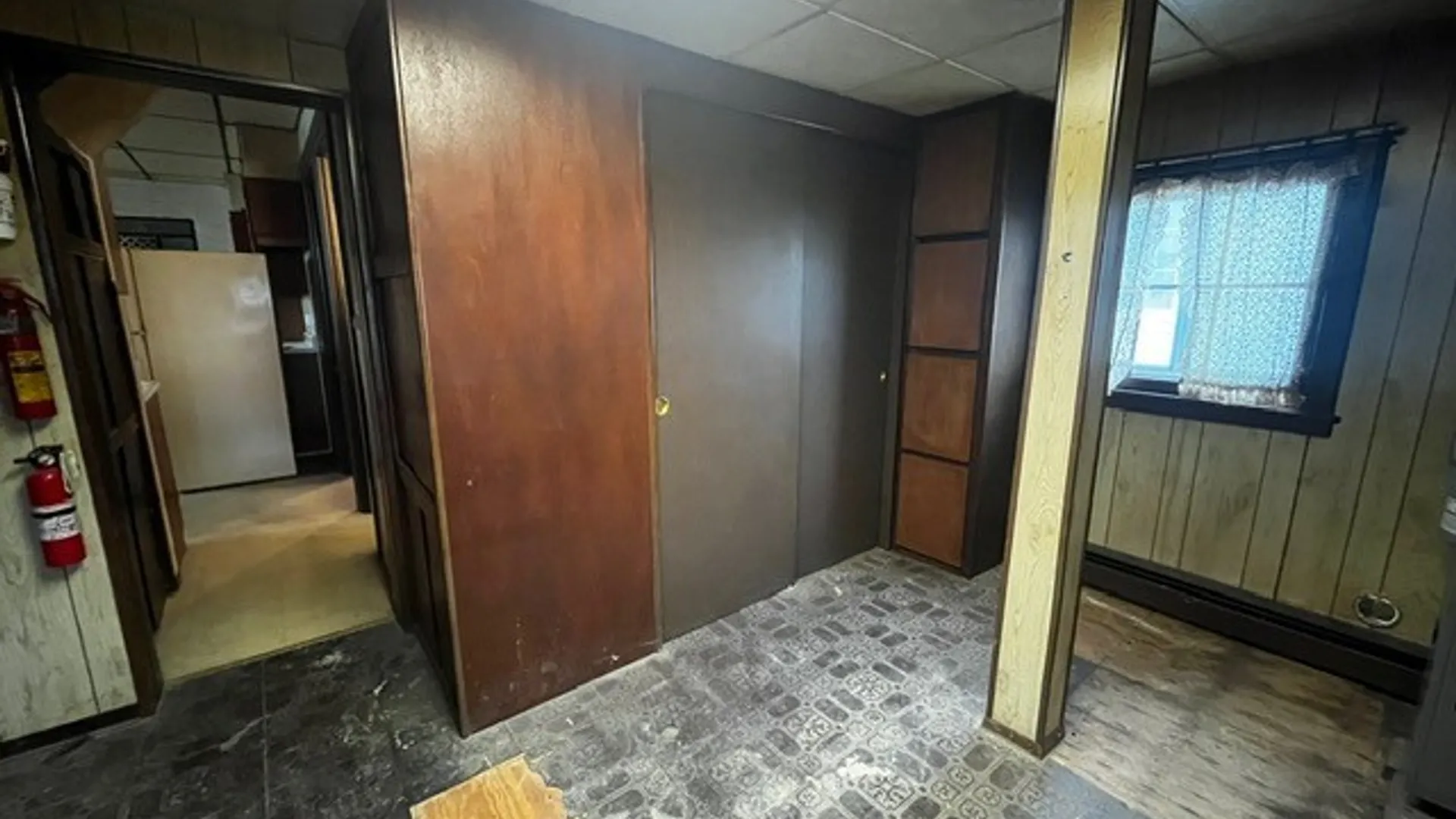 Property at 41 Briscoe Avenue, Buffalo, NY 14211 17