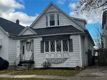 Property at 41 Briscoe Avenue, Buffalo, NY 14211