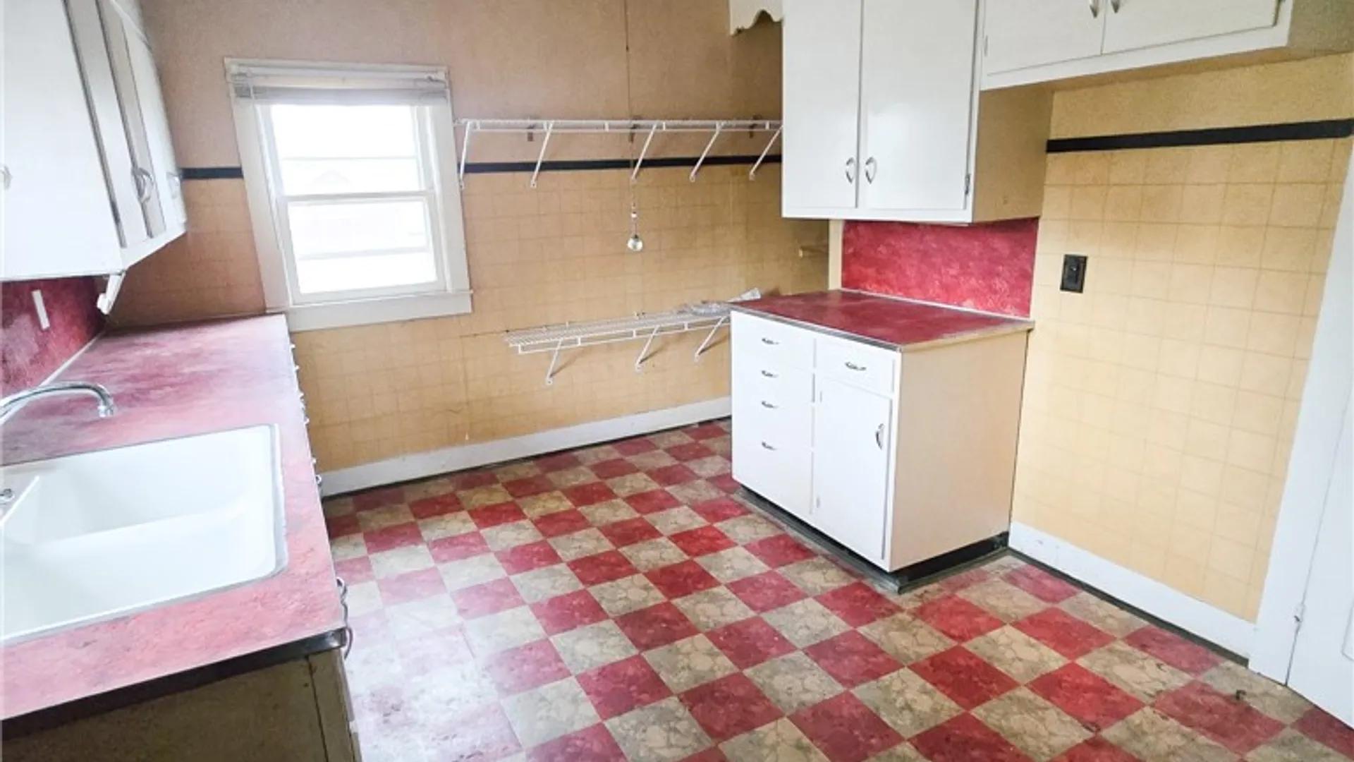 Property at 6 Maple Street, Auburn, NY 13021 20