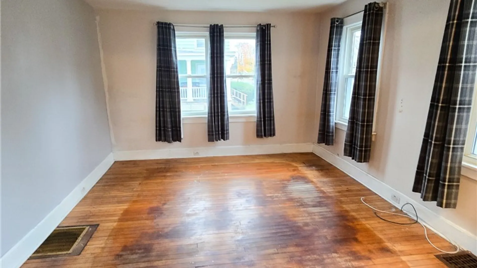 Property at 6 Maple Street, Auburn, NY 13021 6