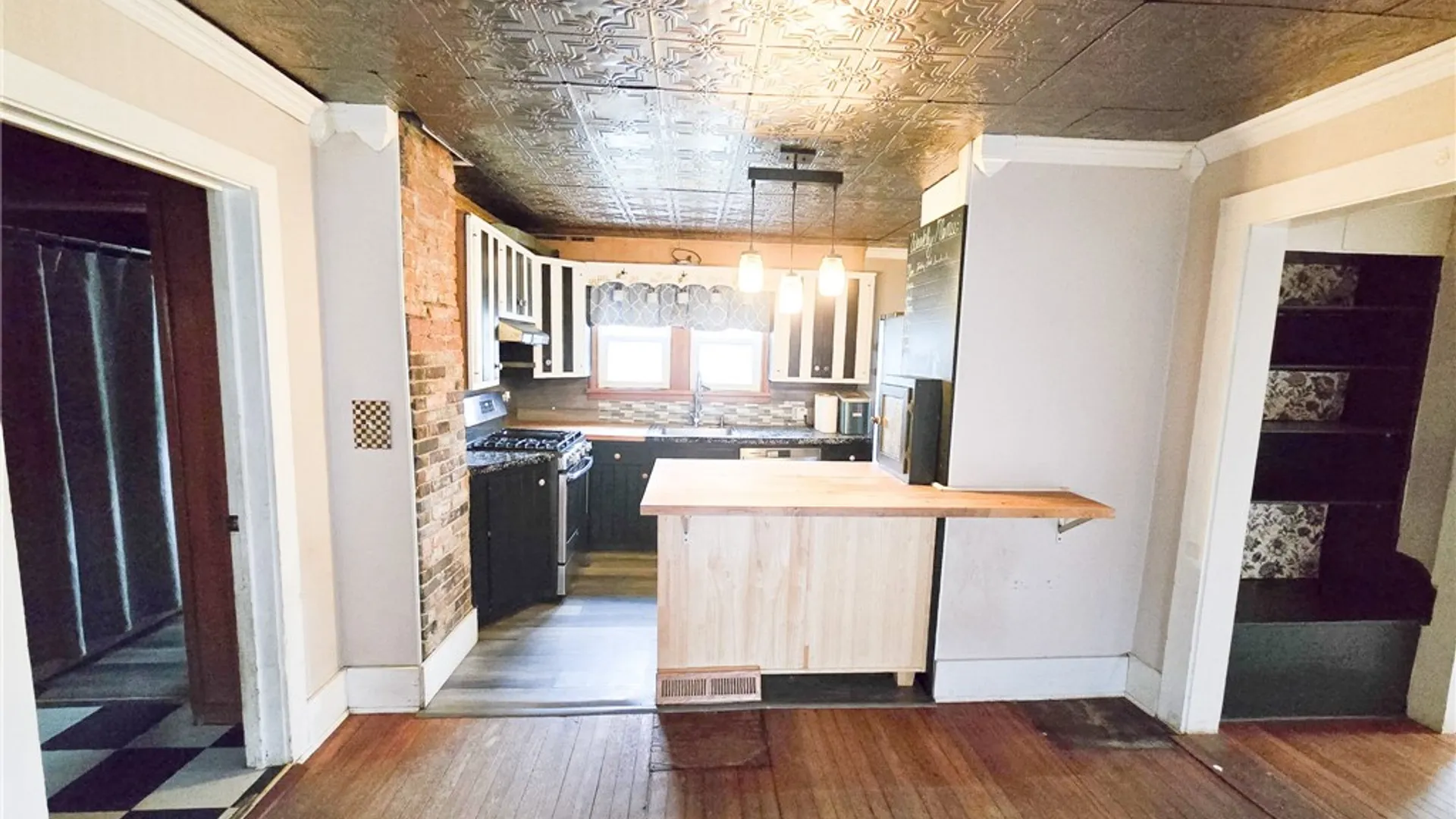 Property at 6 Maple Street, Auburn, NY 13021 8