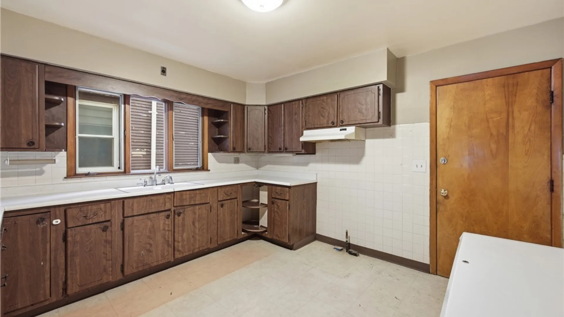Property at 434 Potomac Avenue, Buffalo, NY 14213 15