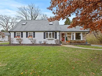Property at 296 Pomander, Aurora, NY 14052