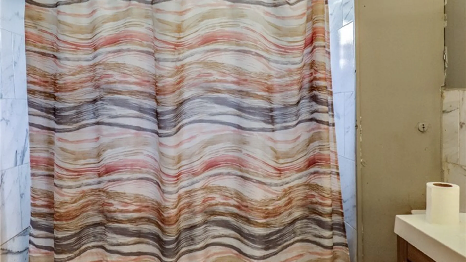 Property at 91 Oliver Street, Lockport City, NY 14094 14