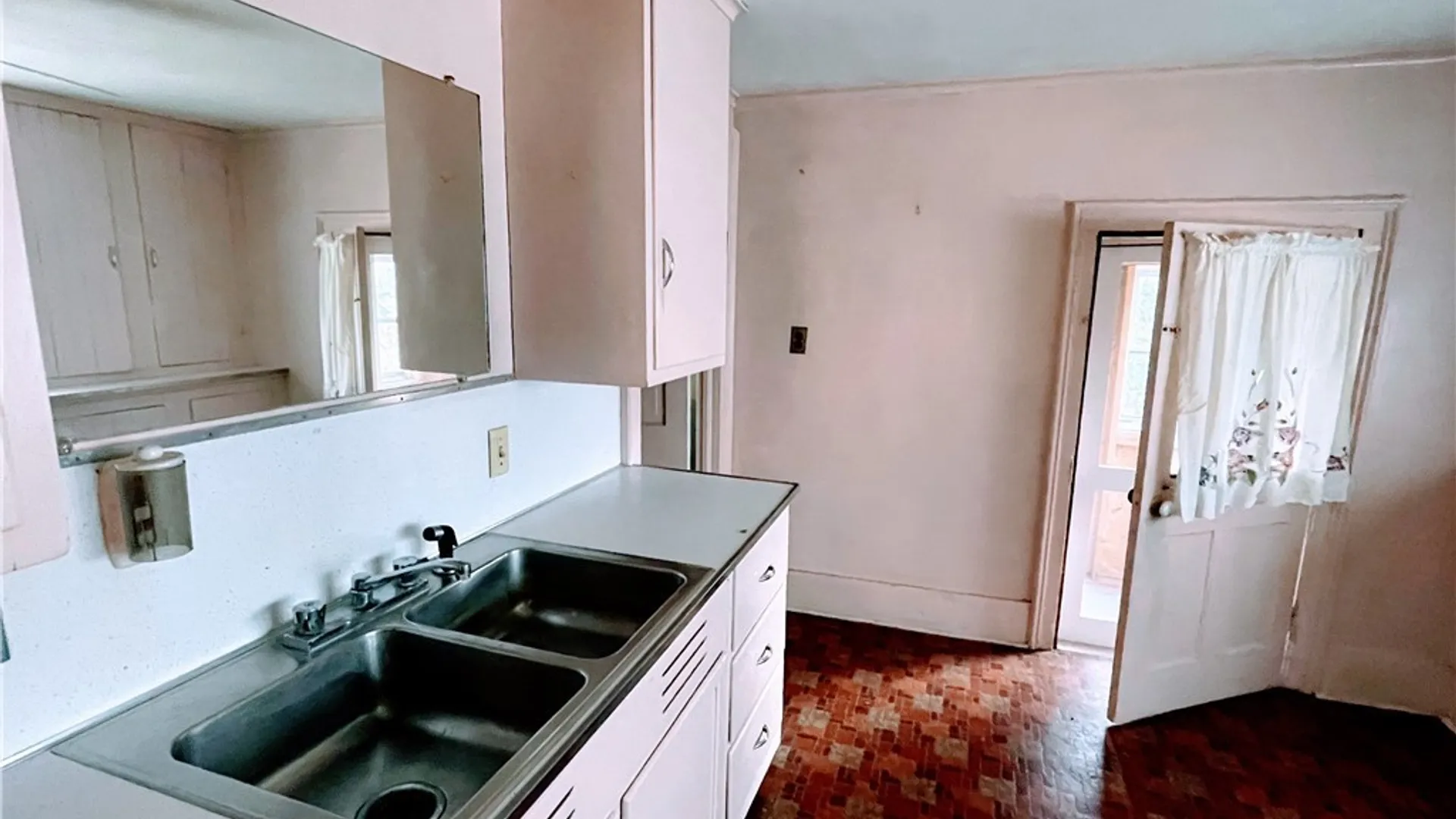 Property at 2-4 Maple Street, Auburn, NY 13021 36