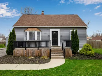 Property at 5048 Roseview Avenue, Hamburg, NY 14219