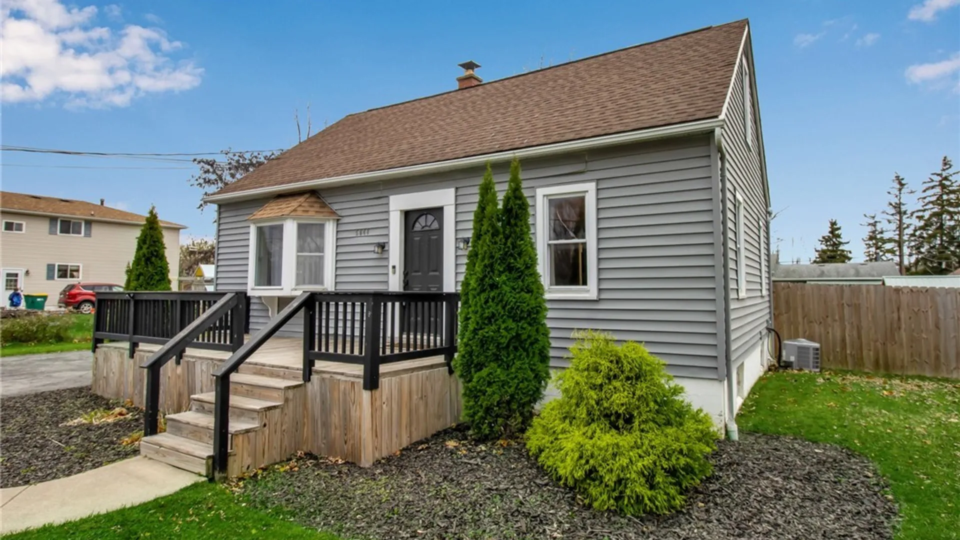 Property at 5048 Roseview Avenue, Hamburg, NY 14219 2
