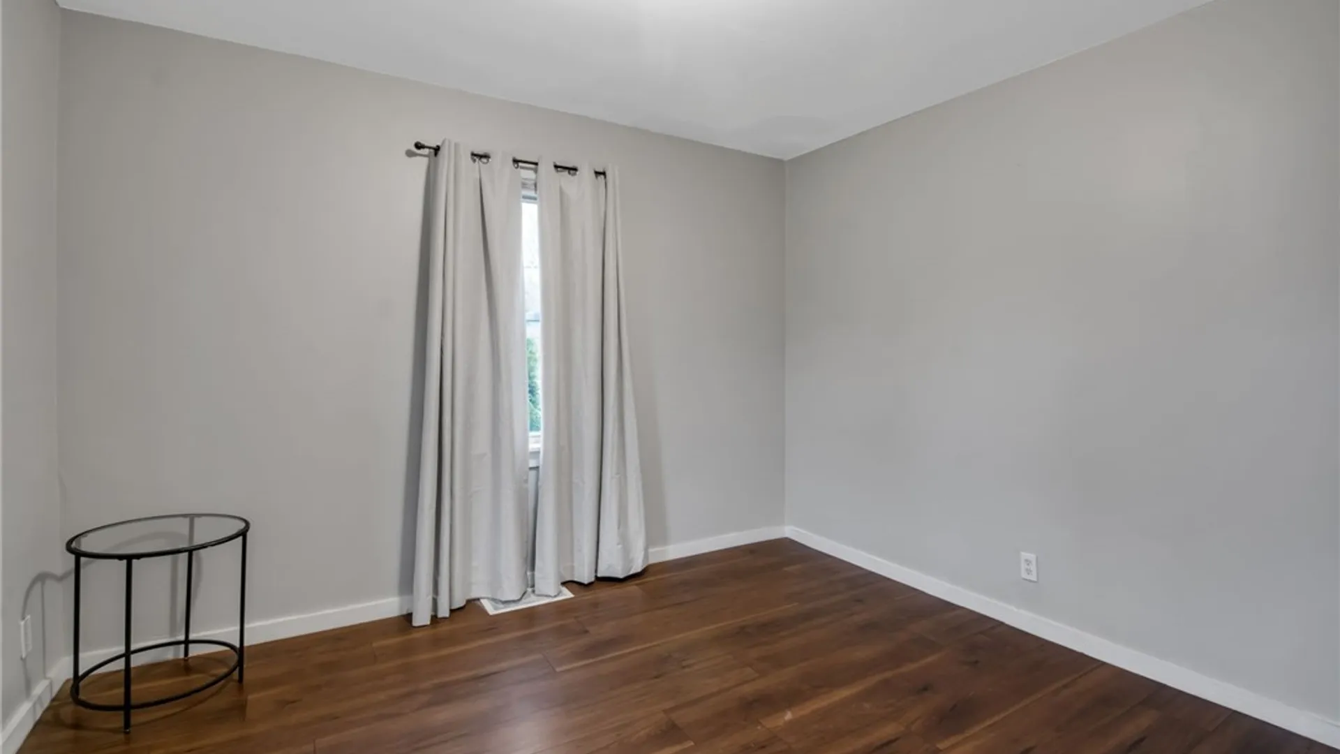 Property at 5048 Roseview Avenue, Hamburg, NY 14219 25