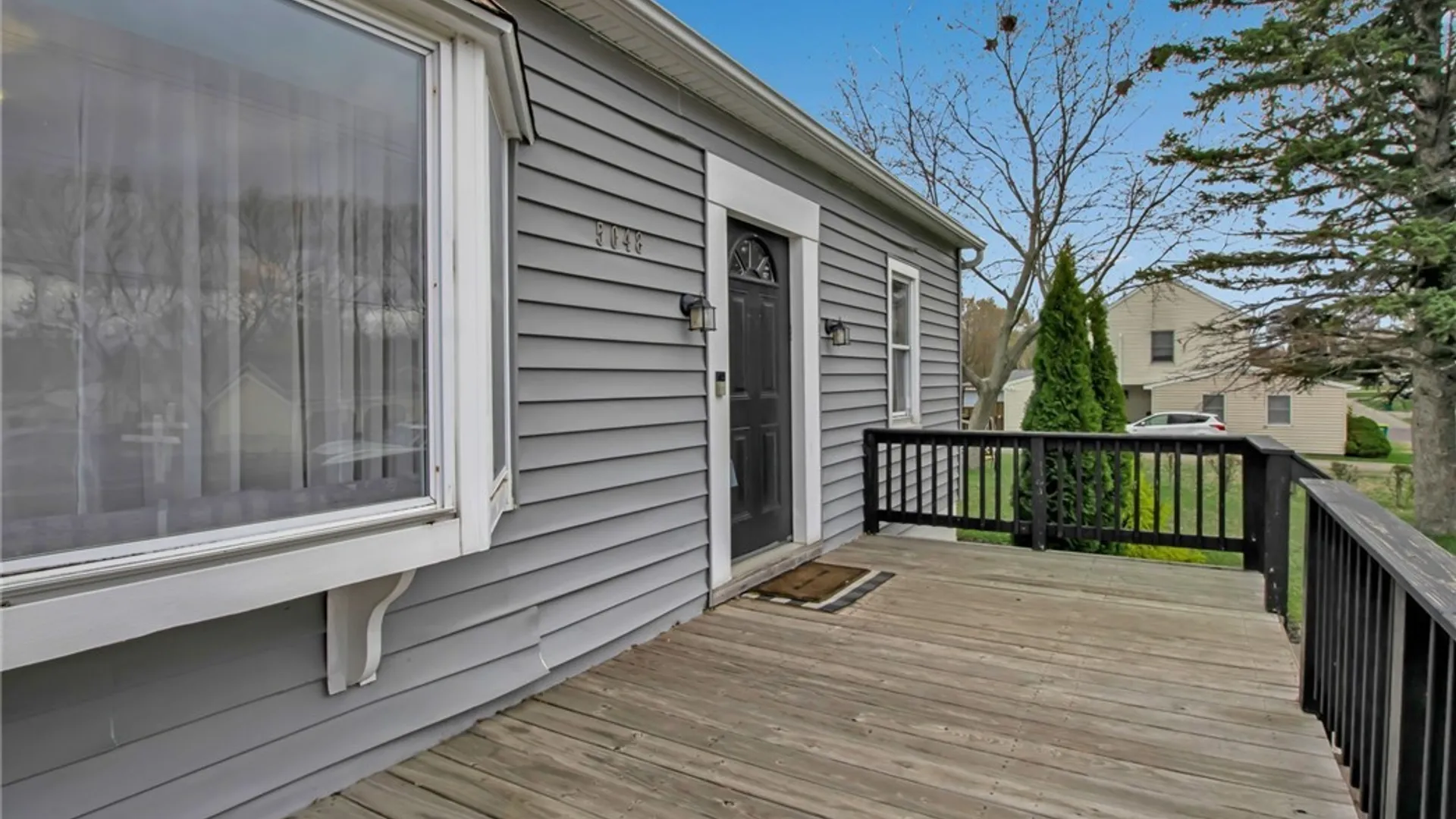 Property at 5048 Roseview Avenue, Hamburg, NY 14219 4