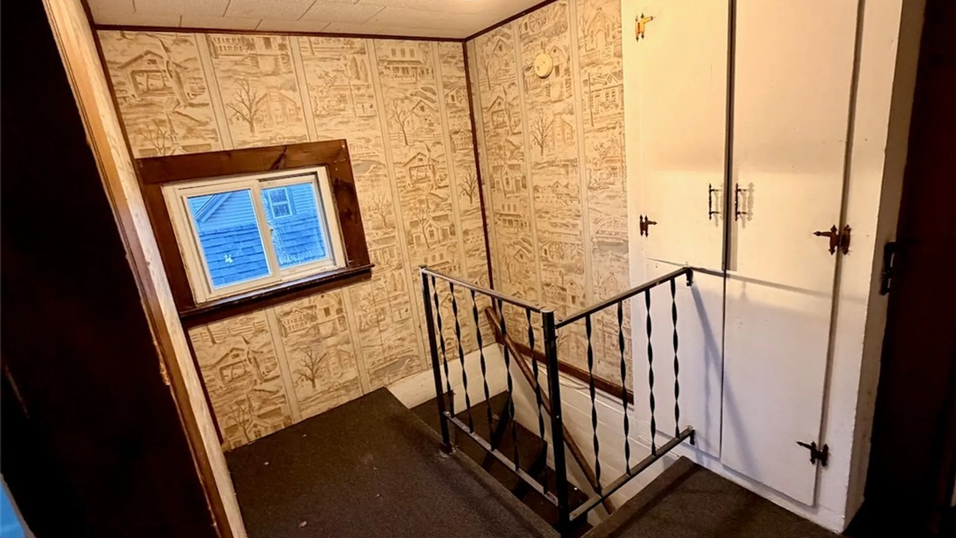 Property at 137 Bridge Street, Oswego, NY 13126 14