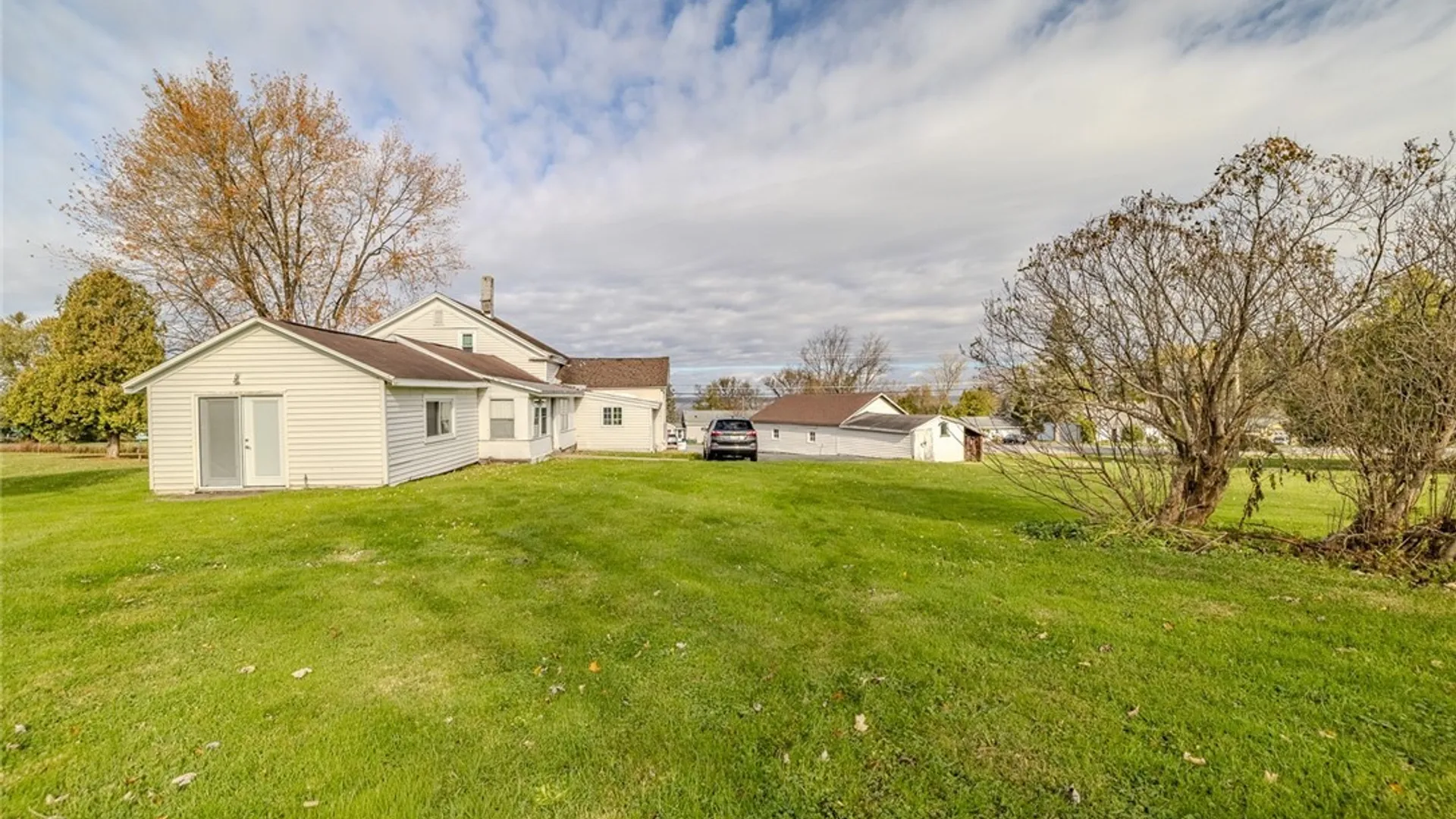 Property at 3006 State Route 31, Lenox, NY 13032 4