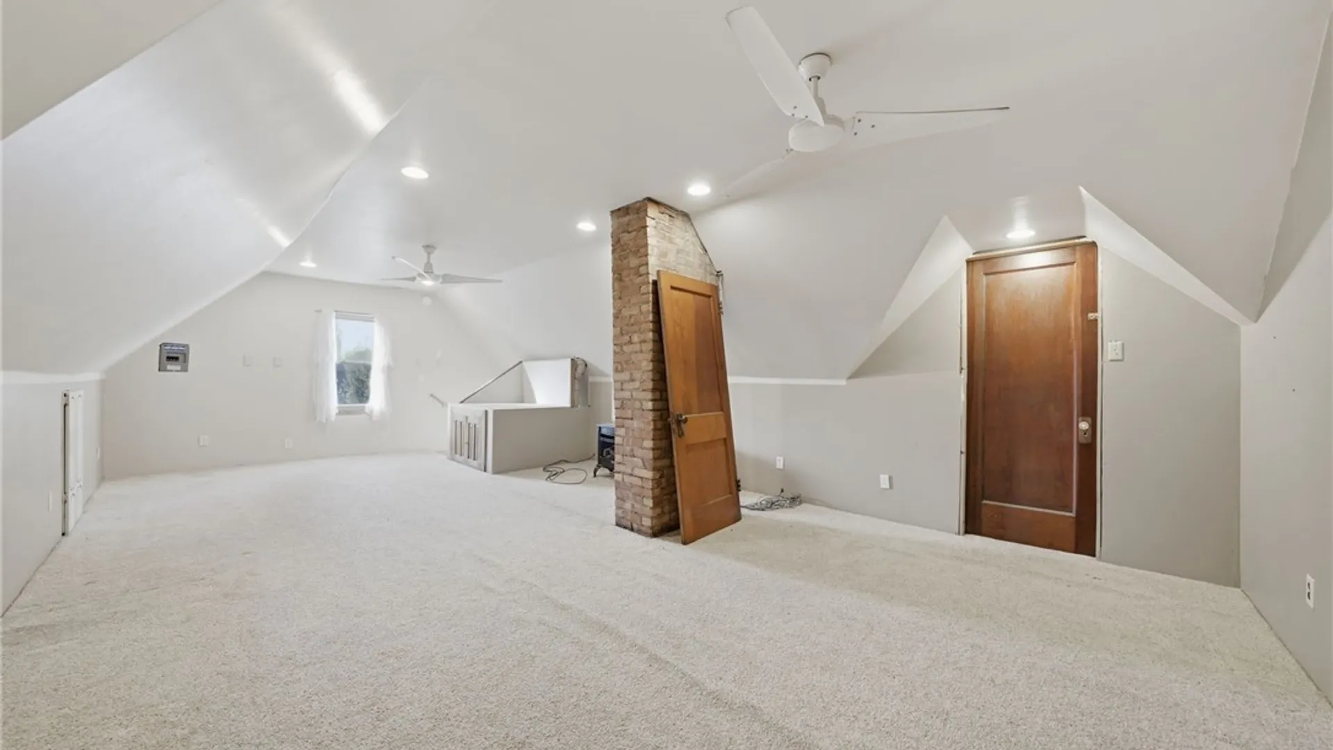 Property at 4466 Main Street, Royalton, NY 14067 32