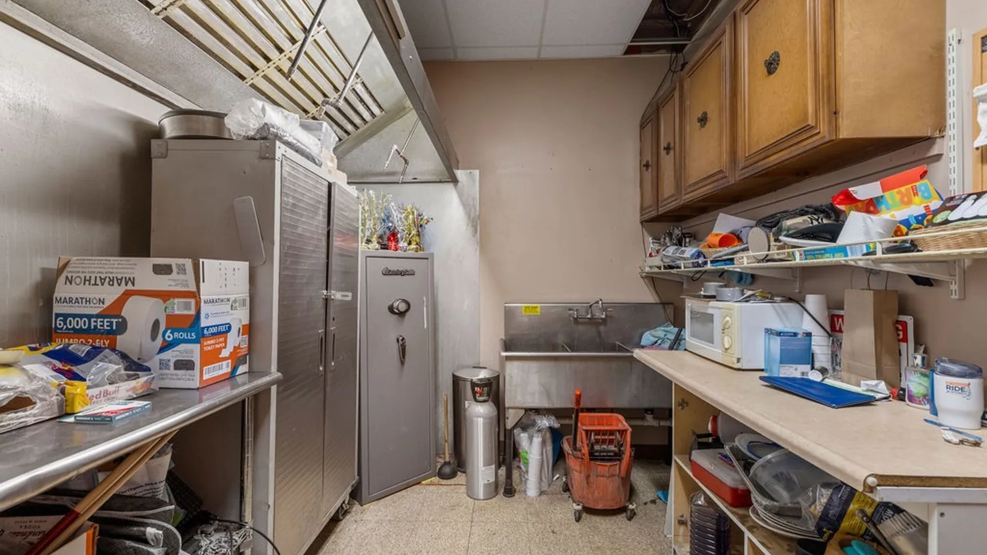 Property at 301 Hyde Park Boulevard, Niagara Falls, NY 14303 13