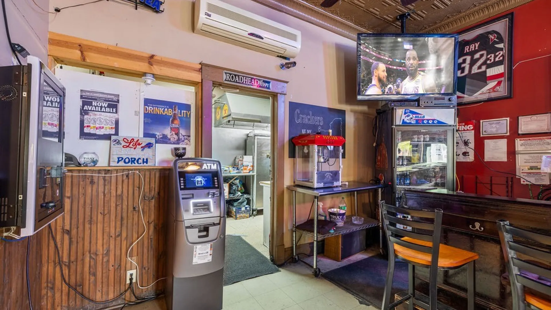 Property at 301 Hyde Park Boulevard, Niagara Falls, NY 14303 15