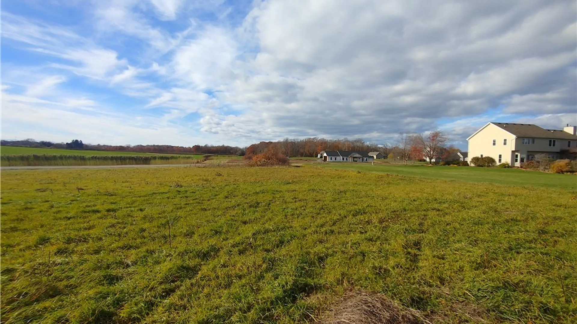 Property at 1269 Lake Pointe Drive, Newfane, NY 14008 5