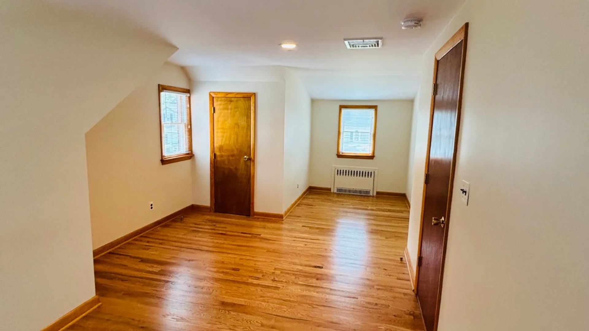 Property at 20 Union Av, Glen Head, NY 11545 16