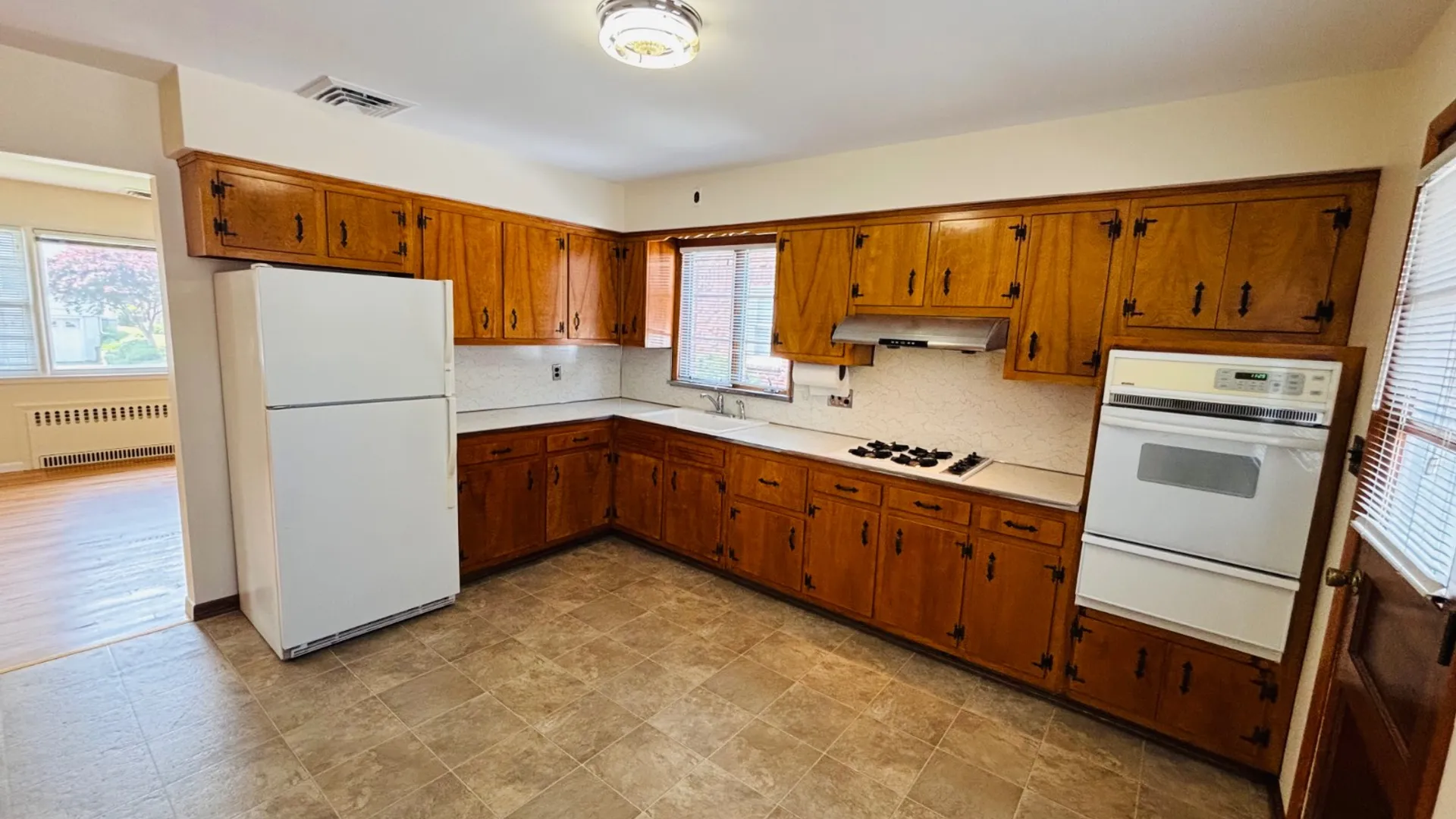 Property at 20 Union Av, Glen Head, NY 11545 2