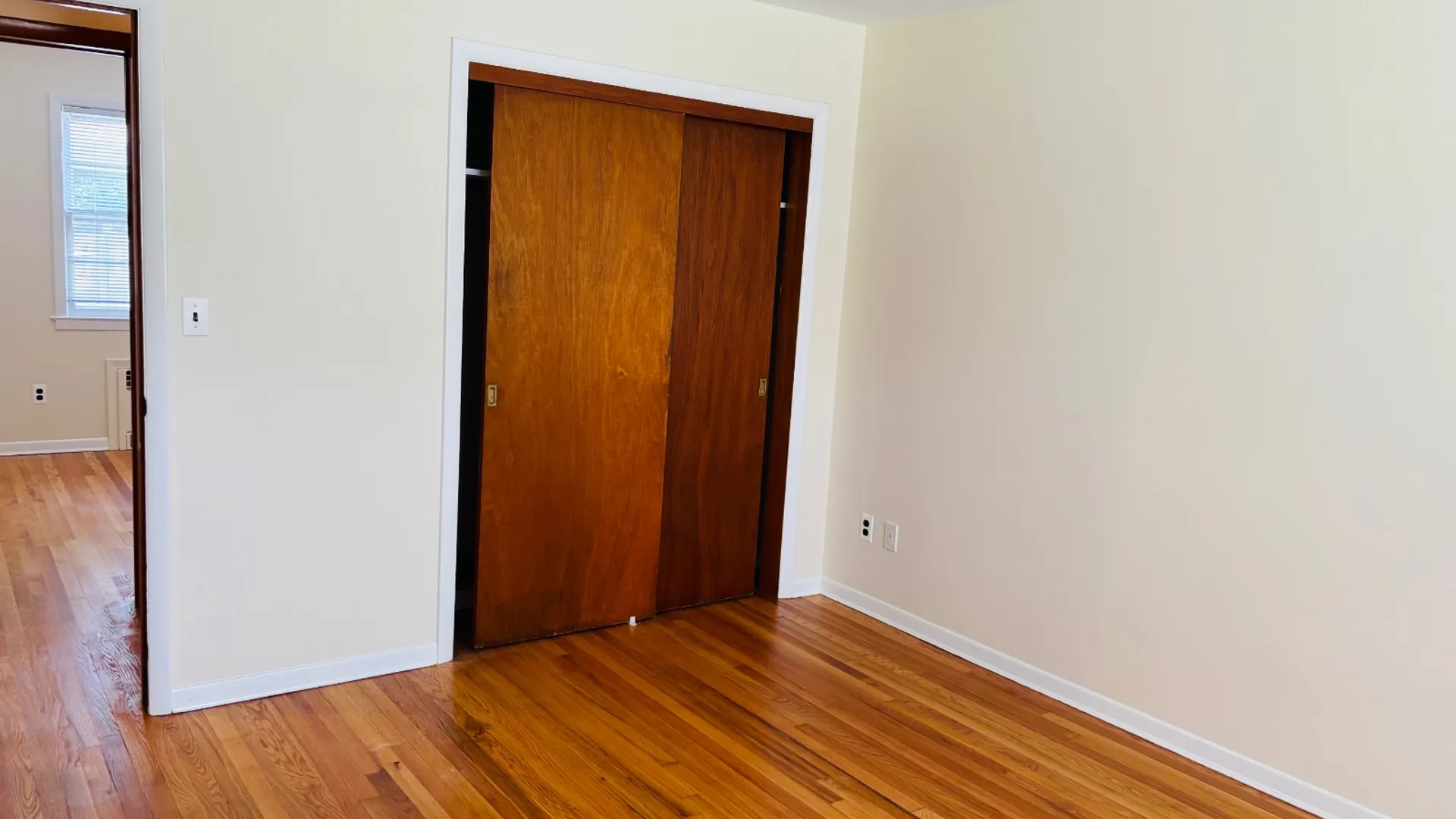 Property at 20 Union Av, Glen Head, NY 11545 9
