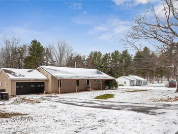 413 Benjamin Road, Gilboa, NY 12167