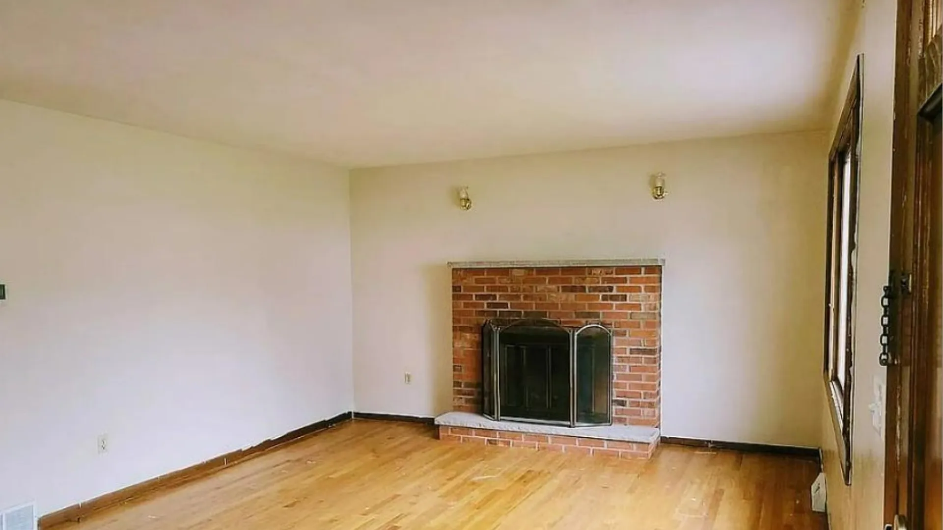 Property at 18 Eric Drive, Union, NY 13790 18