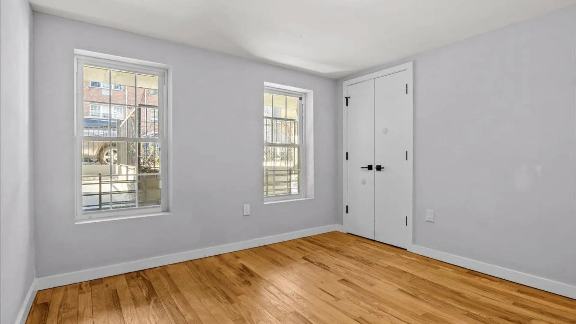 Property at 807 elsmere pl, bronx, NY 10460 13