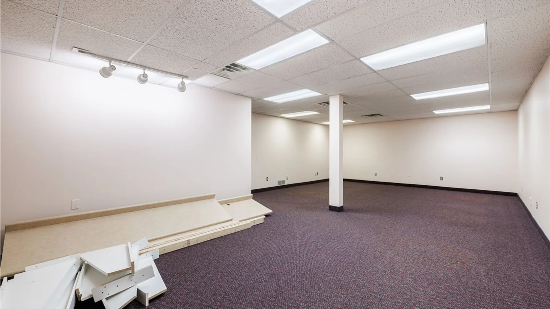 Property at 59 Monroe Avenue, Pittsford, NY 14534 17