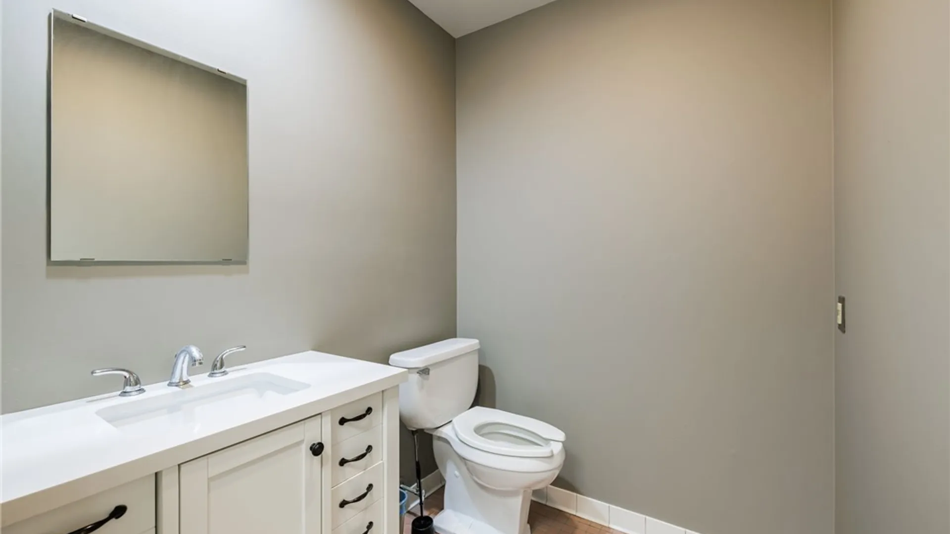 Property at 59 Monroe Avenue, Pittsford, NY 14534 22