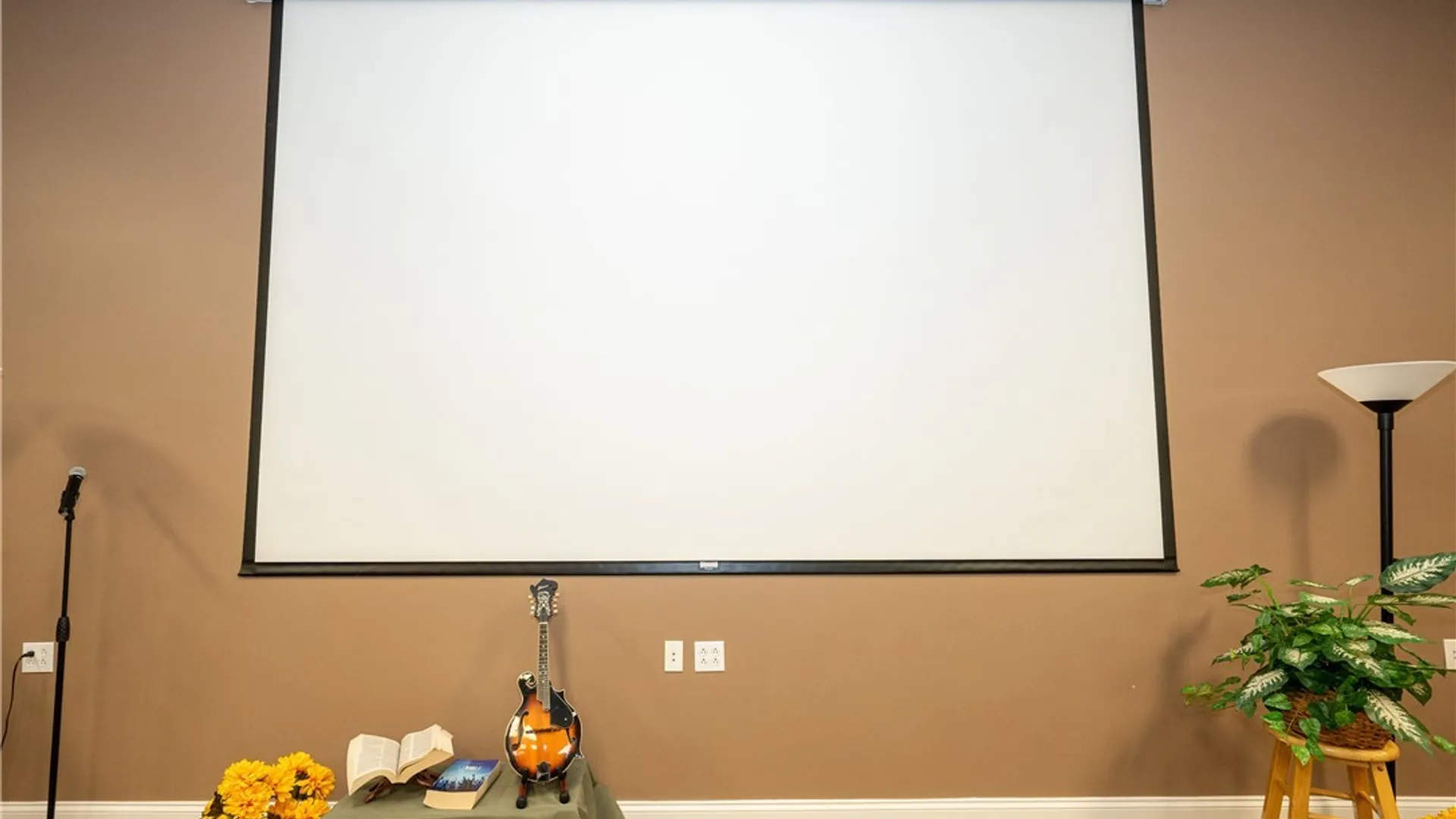 Property at 1821 Grand Island Boulevard, Grand Island, NY 14072 16