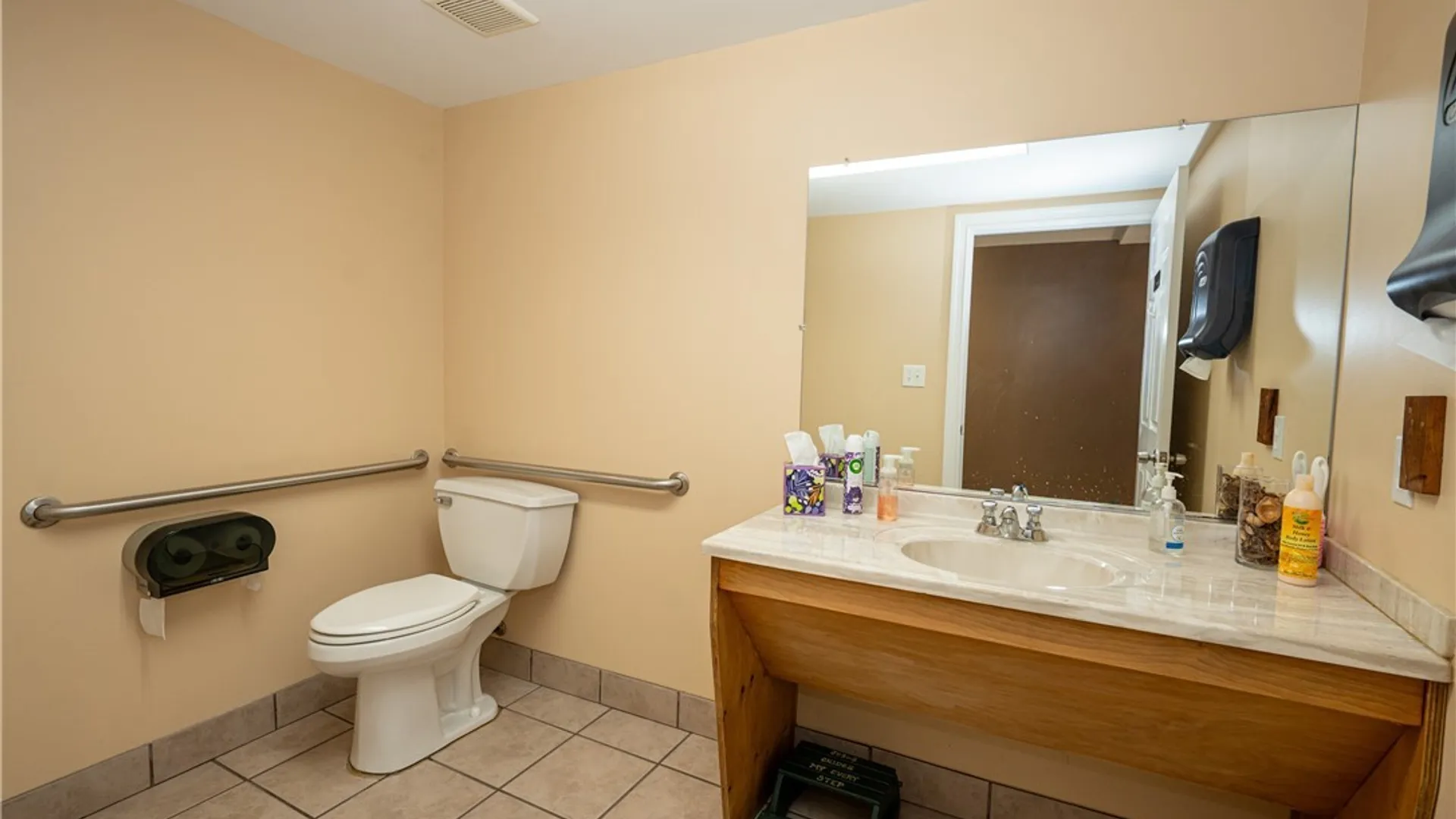 Property at 1821 Grand Island Boulevard, Grand Island, NY 14072 19