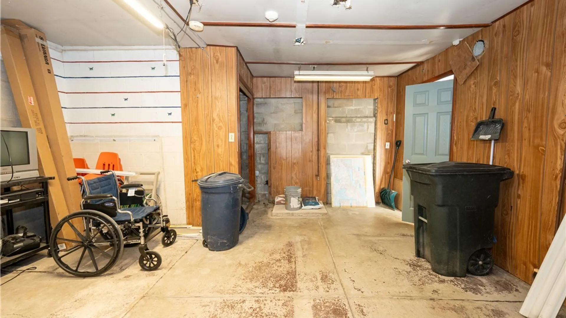 Property at 1821 Grand Island Boulevard, Grand Island, NY 14072 41