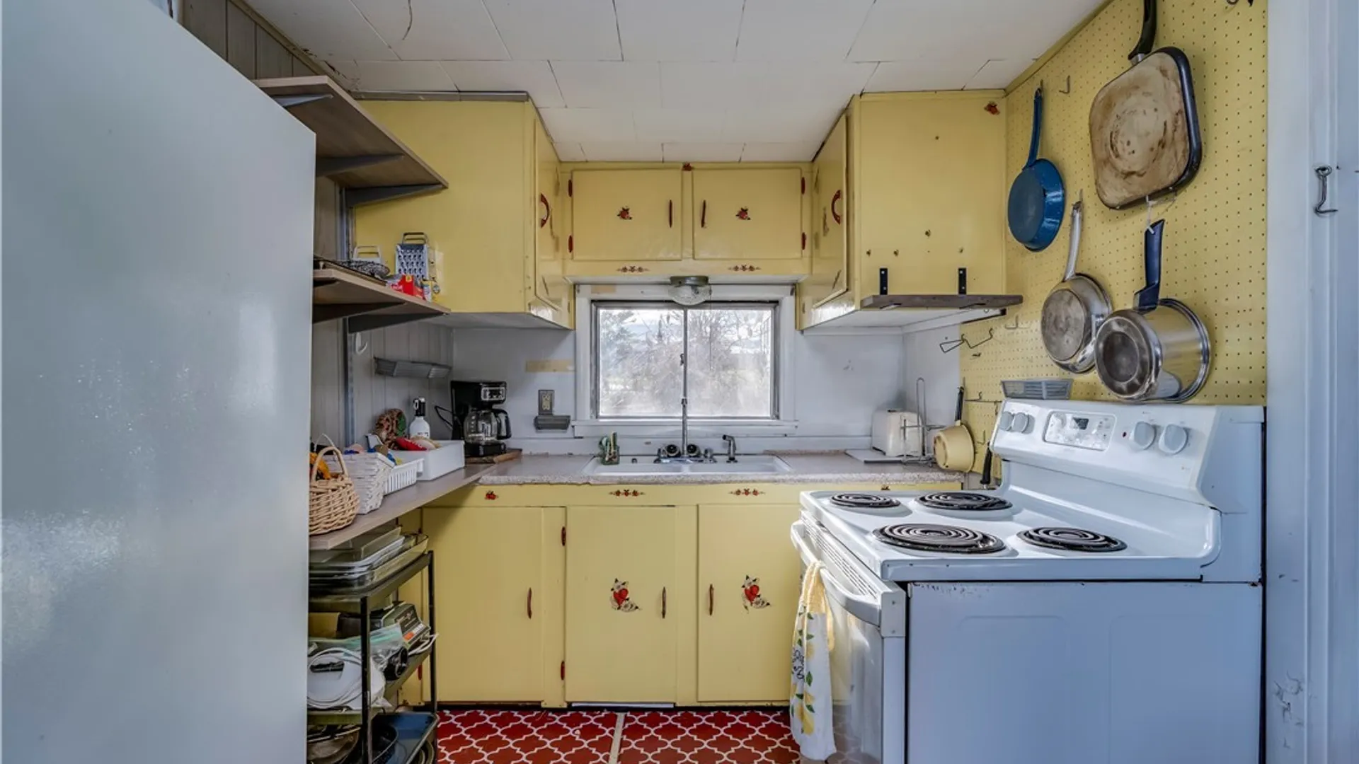 Property at 225 Mercier Avenue, Clayton, NY 13624 23